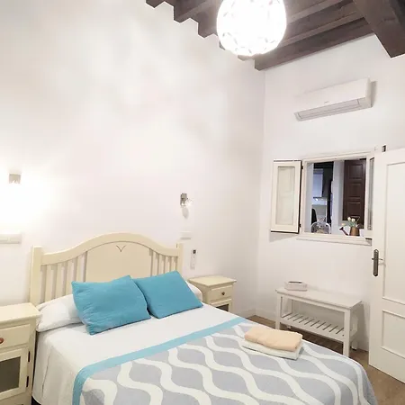 Apartamento Tres Culturas